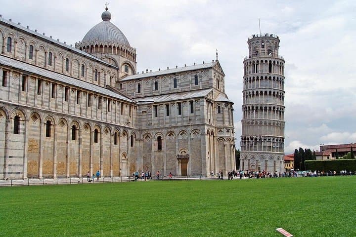 Excursion to Florence and Pisa with climb to the Leaning Tower — photo 1 of 6