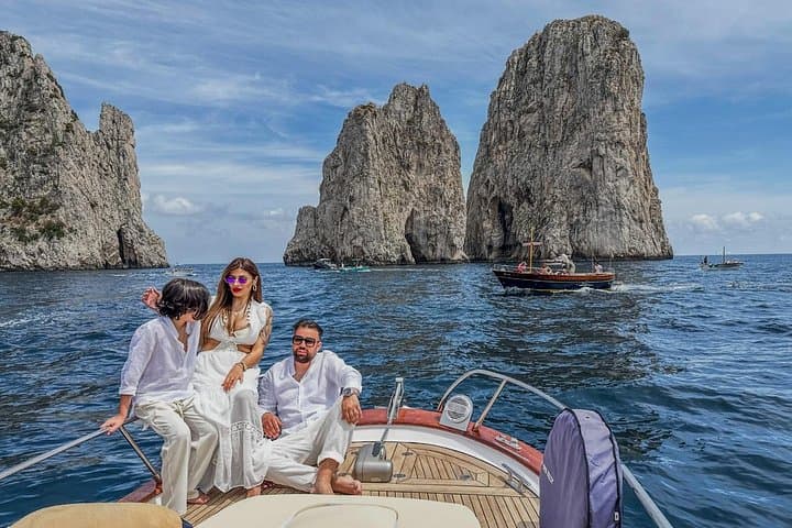 Secret Capri - Private boat tour with City Visit and Blue Grotto — photo 1 of 24