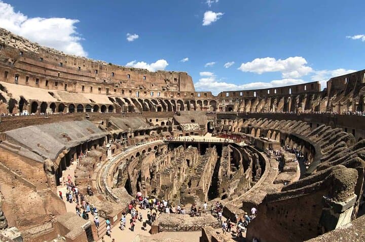 Colosseum Guided Tour in Rome — photo 1 of 7