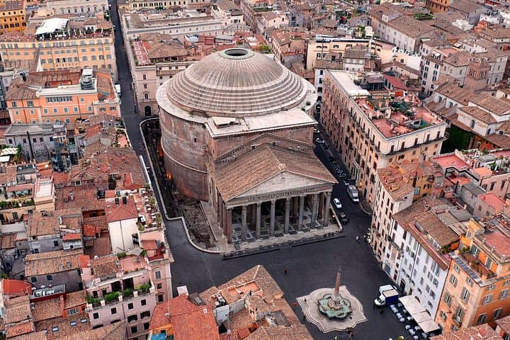Rome: Pantheon Hosted Entry — photo 1 of 4