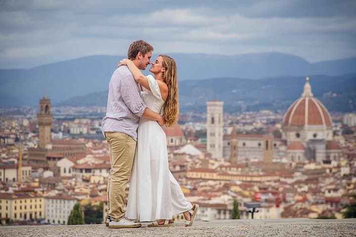 Photo Shoot in Florence with a Professional Photographer — photo 1 of 11