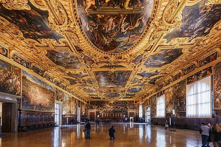 Doge's Palace Guided tour + Ebook — photo 1 of 24
