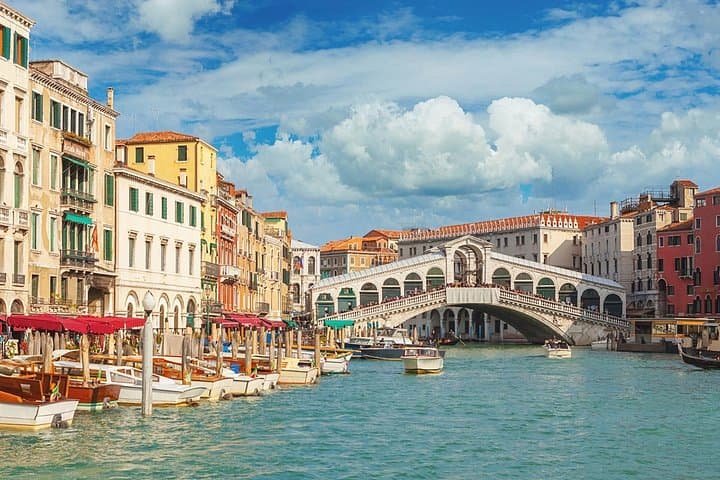 Wine and Cicchetti Tour in Venice — photo 1 of 11