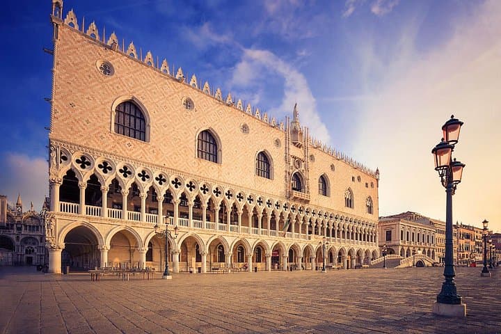 Doge’s Palace & Prison Guided Tour + eBook — photo 1 of 24
