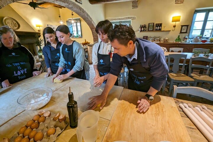 Tuscan Cooking Class of Homemade Pastas and Cantucci Cookies — photo 1 of 7