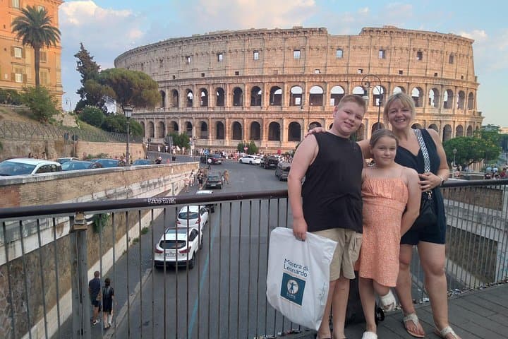 Kid-friendly Rome Undergrounds Forum and Colosseum Private Tour — photo 1 of 6