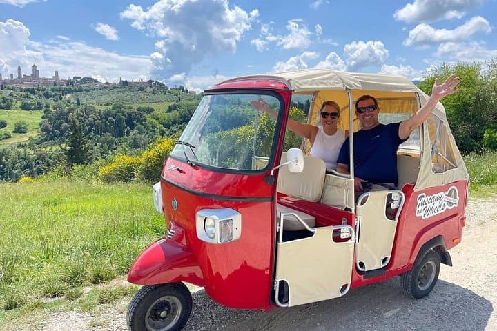 From Florence:Tuscany Tuk Tuk with Lunch, Wine & San Gimignano — photo 1 of 15