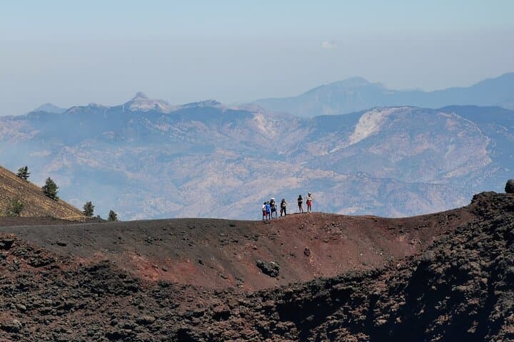Etna Alcantara tour: the majestic lava landscape — photo 1 of 11