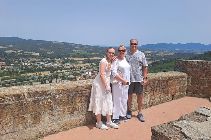 Orvieto Walking Private Tour with Official Local Guide — photo 1 of 8