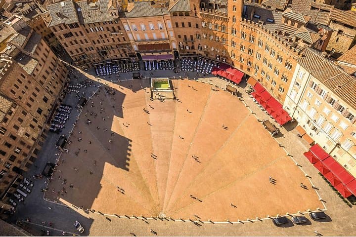 Siena Walking Tour with Audio and Written Guide by a local — photo 1 of 10