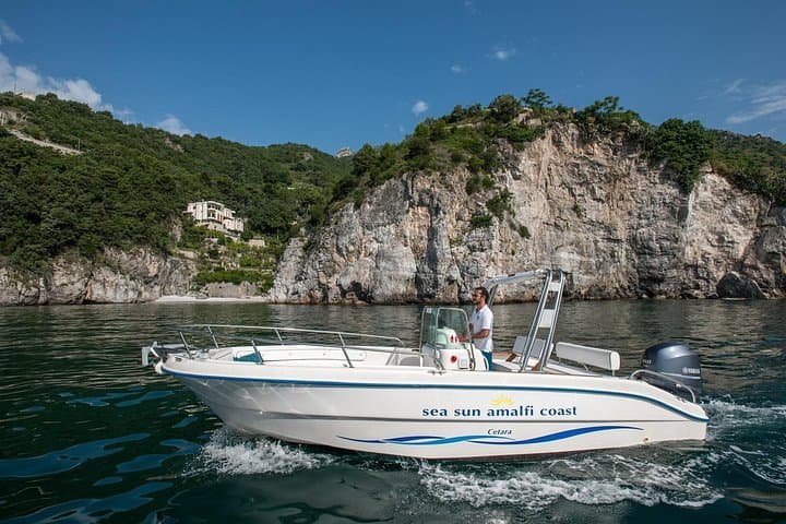 Capri Spectacular Private Boat Tour (Cruise ship optimized) — photo 1 of 8