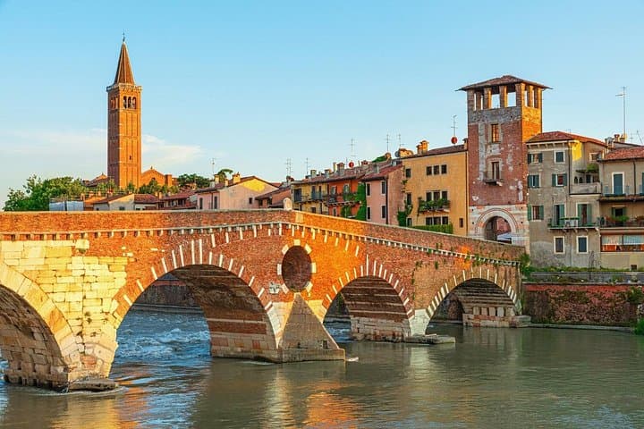 Explore Verona in 60 minutes with a Local — photo 1 of 8