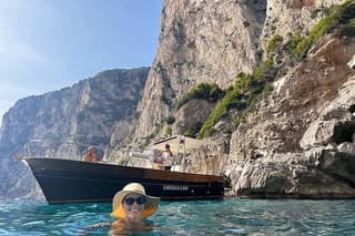Capri Sunset Boat Tour with Prosecco and Sea Views