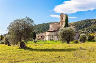 Val d’Orcia Day Trip from Florence with Wine and Cheese Tasting
