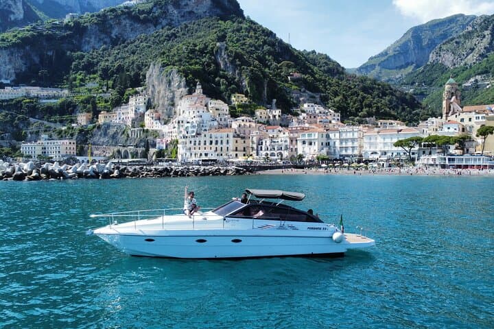 Full day private boat tour to the Island of Capri — photo 1 of 10