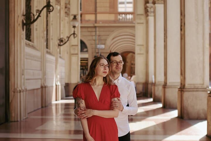 Private Photoshoot with a Professional Photographer in Bologna — photo 1 of 17