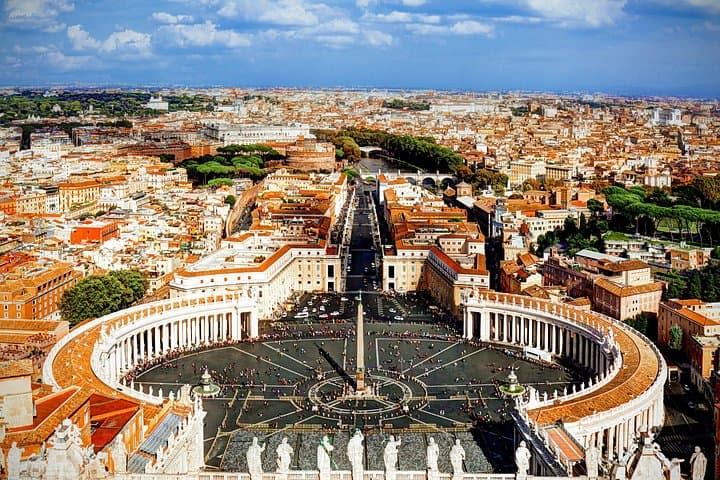 St Peter Basilica and Papal Tombs Tour with Optional Dome Climb — photo 1 of 5