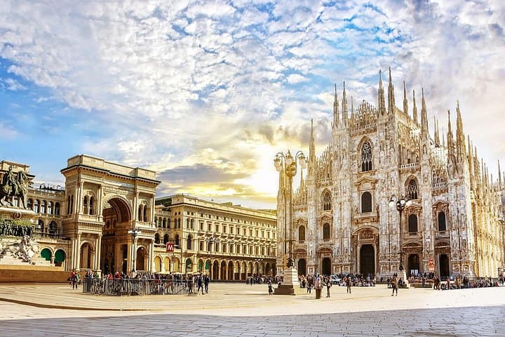 Divine Heights Duomo Secrets and Rooftop Wonders — photo 1 of 44