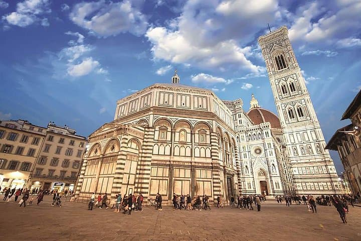 City Sightseeing Tour in Florence + Ebook — photo 1 of 23