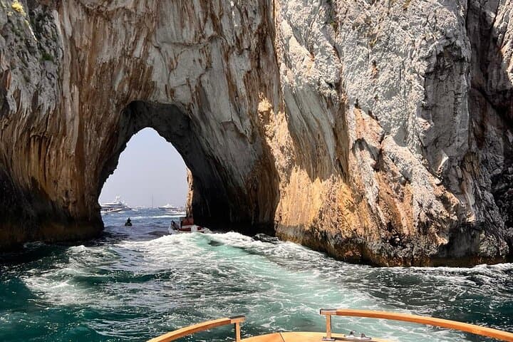 Capri Semi-Private Boat Tour and City Visit from Sorrento — photo 1 of 7