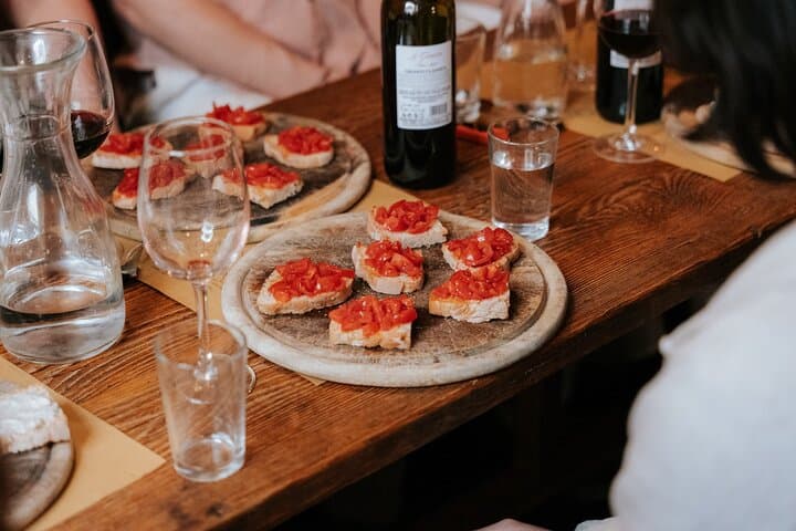 Private Florence Food & Wine Tour with Authentic Tuscan Tastings — photo 1 of 11