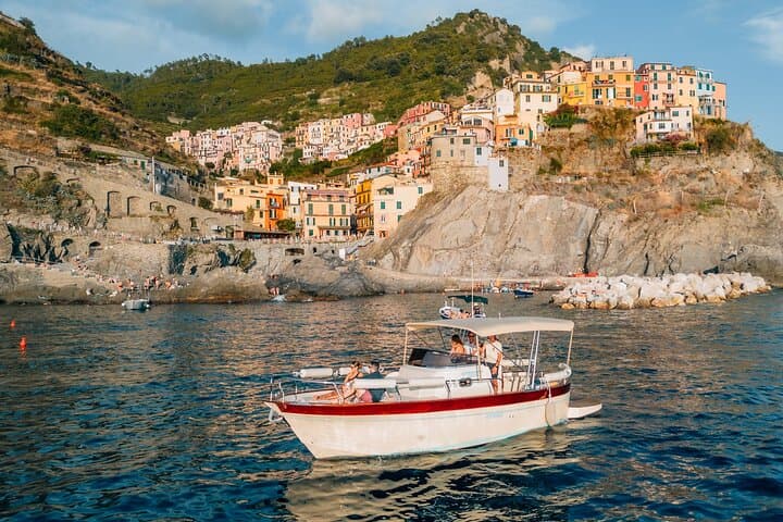 Cinque Terre Daytime Boat Tour : escape into beauty and color — photo 1 of 22