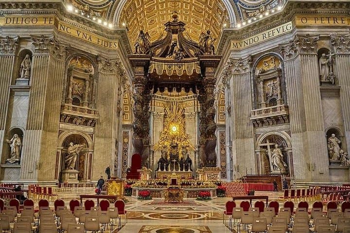 Rome: In-Depth St. Peter's Basilica Tour with Tour Guide — photo 1 of 9
