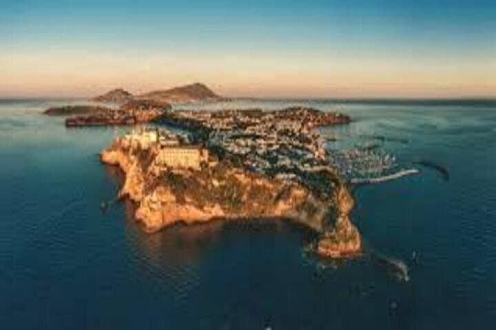 Private Boat Tour to Ischia and Procida from Naples — photo 1 of 3