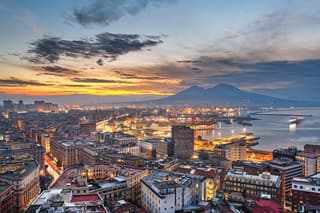 Guided Walking Tour in Naples