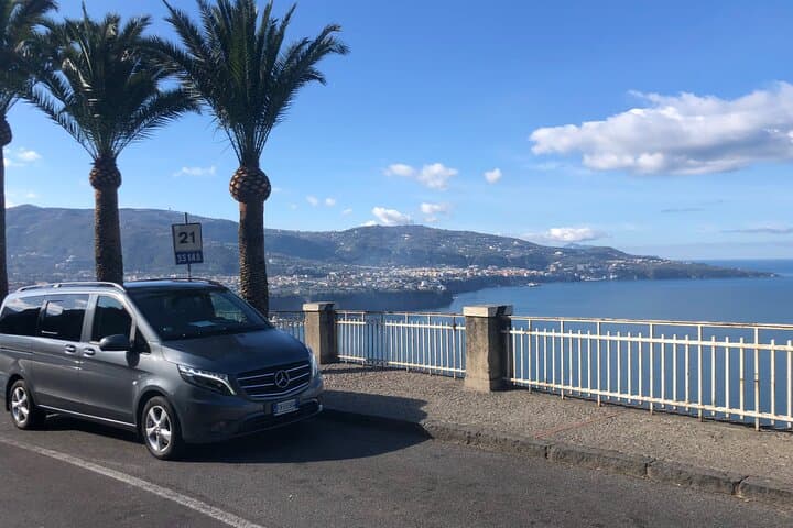 Naples to/from Sorrento Private Transfer & Optional Pompeii Stop — photo 1 of 5