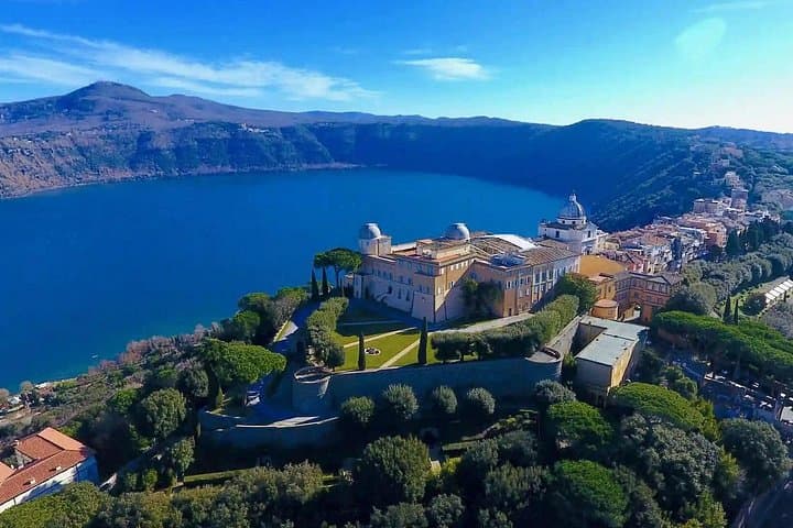 Private Transport from Rome to Castel Gandolfo — photo 1 of 6
