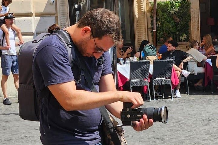 Private Instagram Photoshoot in Rome – Trevi Fountain & Colosseum — photo 1 of 14
