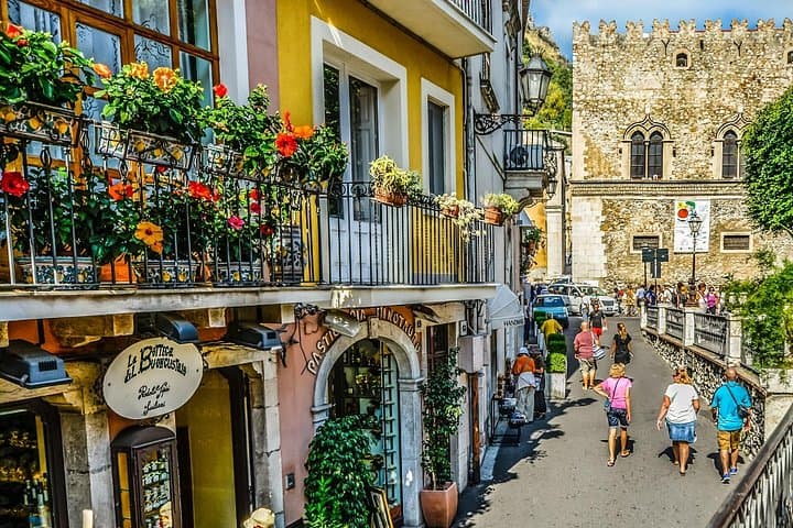 Taormina and Etna Full Day Tour from Giardini Naxos cruise port — photo 1 of 8
