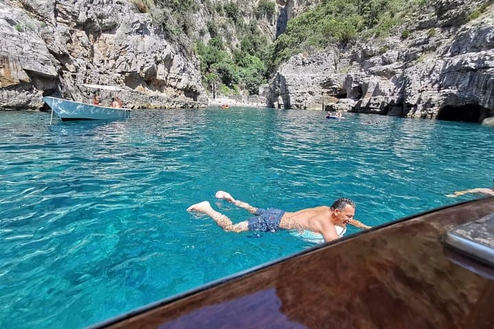Private Scenic Boat Tour from Sorrento to Capri and Positano — photo 1 of 12