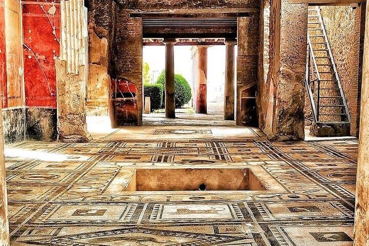 Guided tour of Pompeii without stress — photo 1 of 4