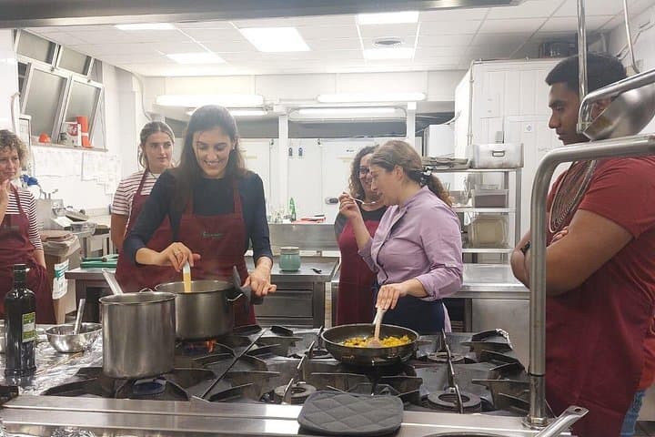 Private Italian cooking lessons in Rome — photo 1 of 10