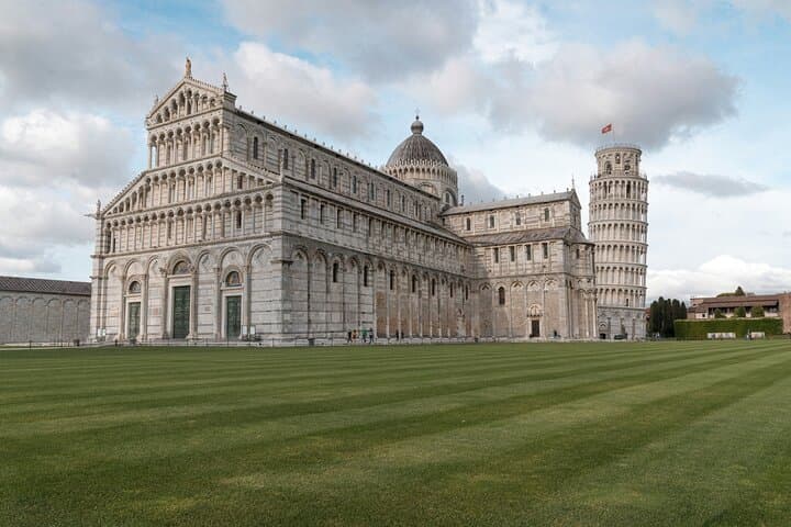 Leaning Tower of Pisa Cathedral timed Entry Tickets — photo 1 of 9