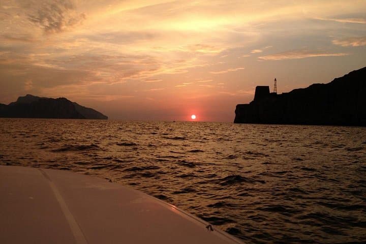 Sunset Tour by Private Yacht — photo 1 of 6