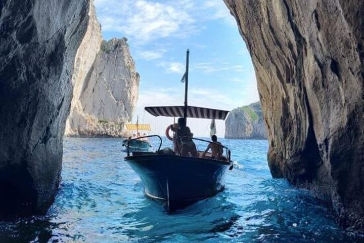 Capri Private Boat Tour (3 Hours) + Blue Grotto — photo 1 of 18