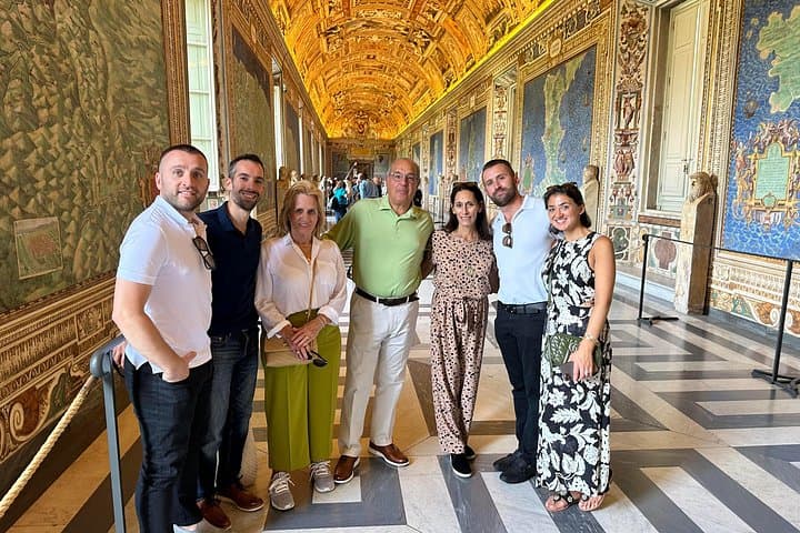 Rome in a Day Tour with Maria: Vatican Sistine Chapel & Colosseum — photo 1 of 6