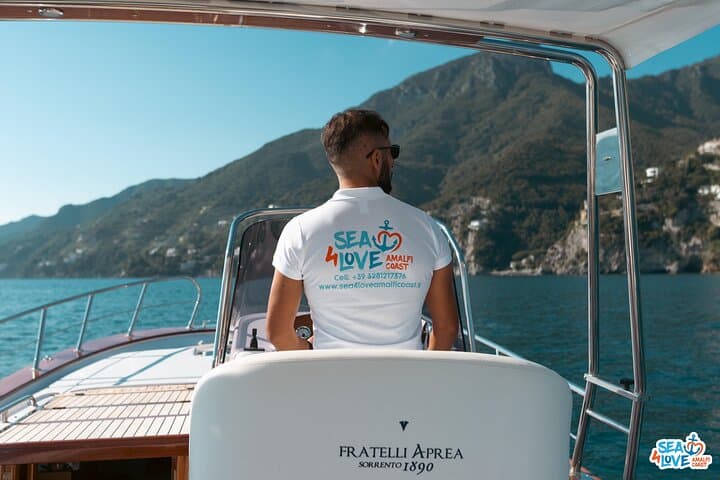 Private boat tour of the Amalfi coast or Capri — photo 1 of 19