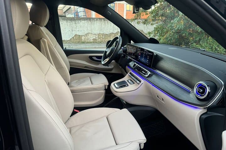 Luxury Private Night Transfer from Rome to Fiumicino airport — photo 1 of 19