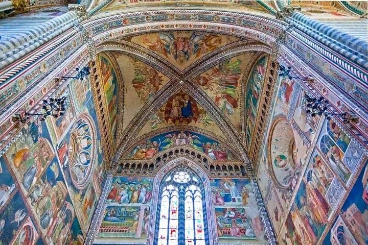 Orvieto Cathedral St. Patrick Well and City Guided Catholic Tour — photo 1 of 7