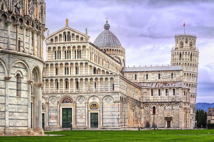 Private tour from Livorno port to Pisa and Lucca — photo 1 of 7