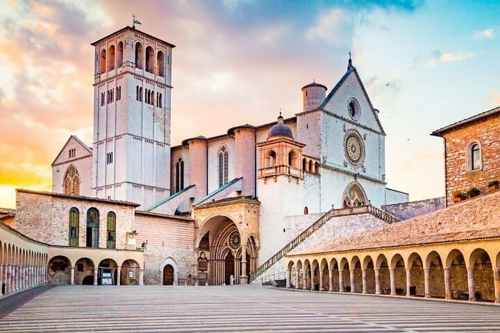 Private Day Trip from Rome: Assisi Orvieto and Carlo Acutis — photo 1 of 10