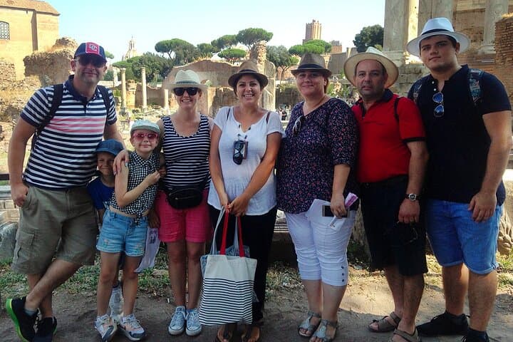 Colosseum Guided Tour with Roman Forum & Palatine Hill — photo 1 of 9