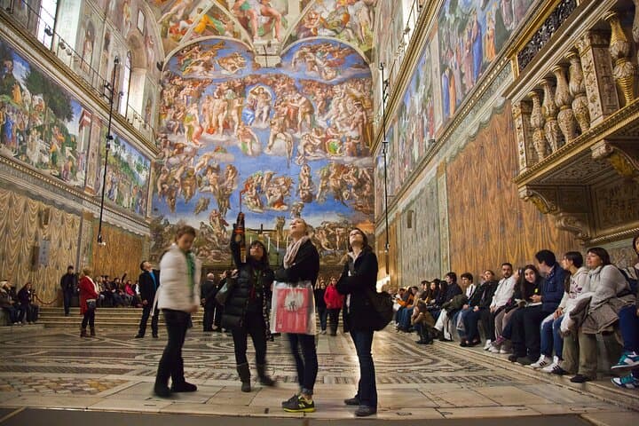 Vatican Museums, Sistine Chapel & St Peter’s Basilica Guided Tour — photo 1 of 23