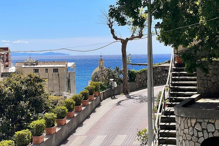 Unique experience: Positano, Sorrento and Pompeii in a Day — photo 1 of 5