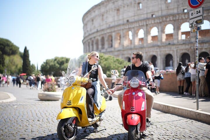 Explore Rome by Vespa With Pick up and Drop Off — photo 1 of 20