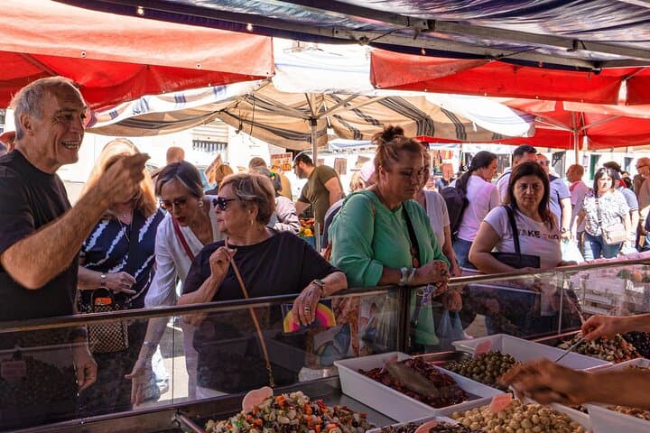 Market Tour and Cooking Class and Lunch in Catania — photo 1 of 6